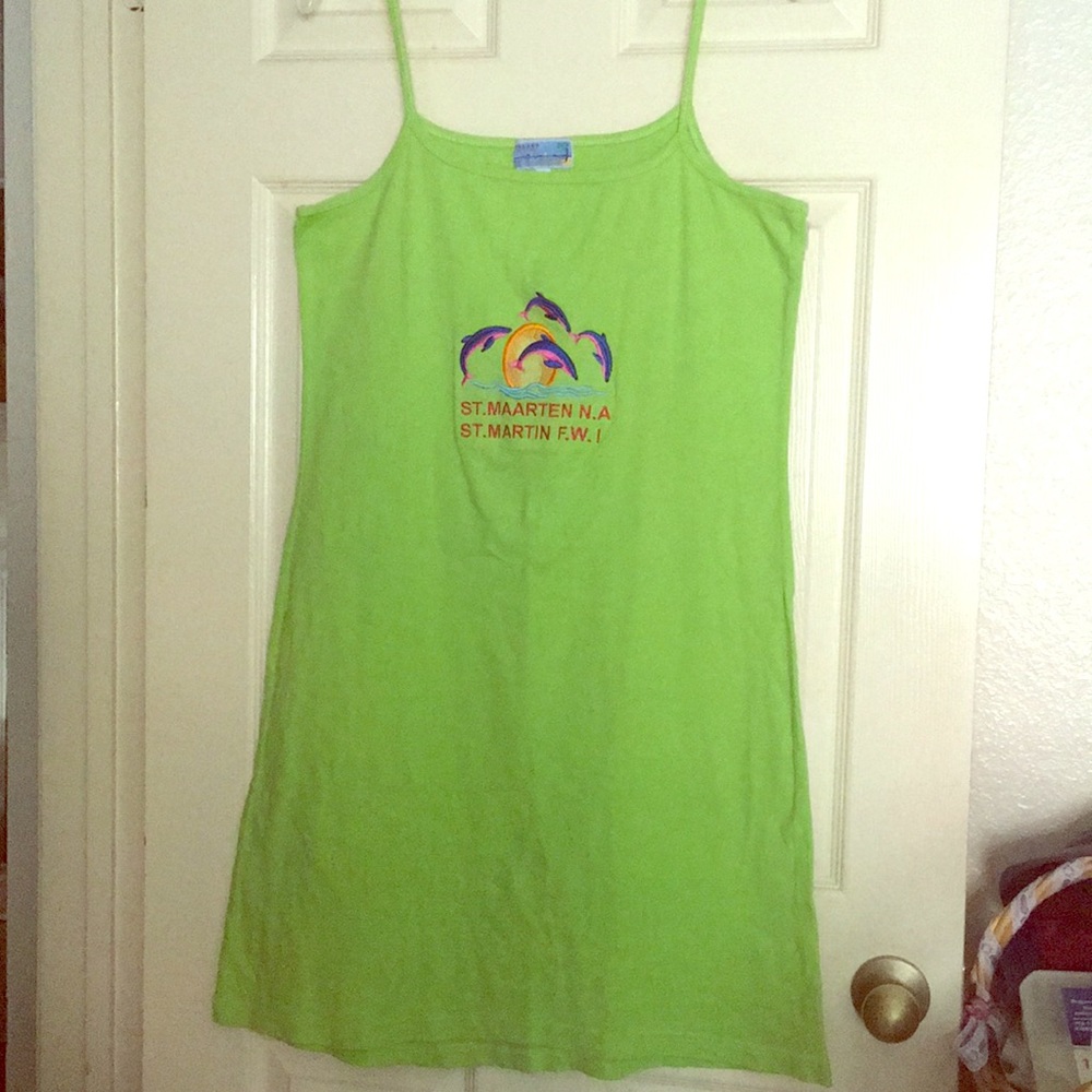 Island Dress.     E 944